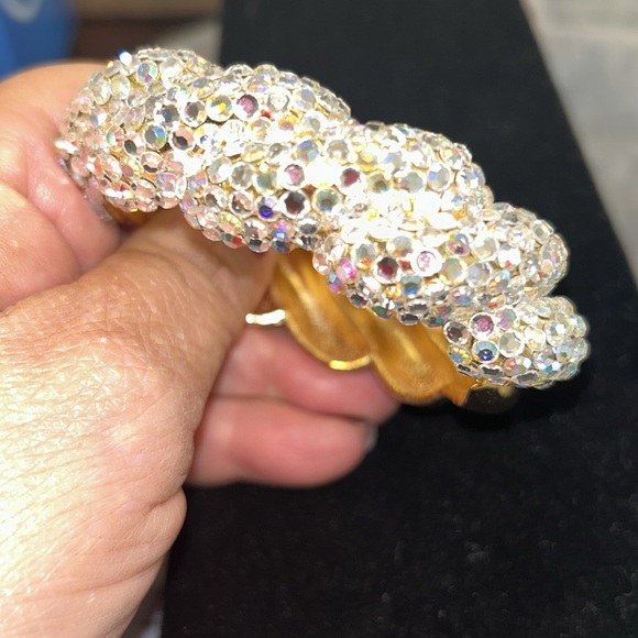 Aurora Borealis Crystal With Gold Rope Style Hinged Bracelet-boutique - Picture 2 of 12